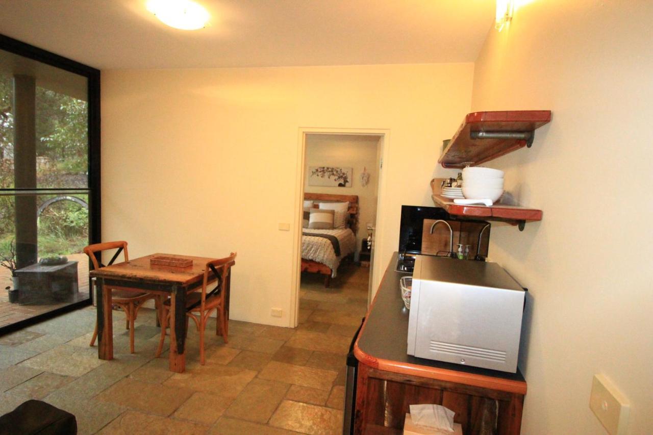 Down To Earth Farm Retreat Apartment Sarsfield Ngoại thất bức ảnh