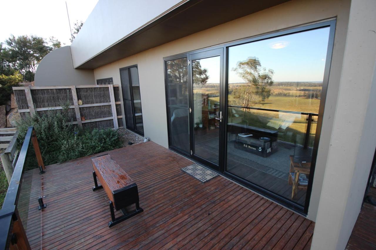 Down To Earth Farm Retreat Apartment Sarsfield Ngoại thất bức ảnh
